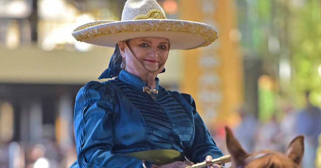 Maribel Aceves Barba, actual reina nacional de la categoría Charro Mayor