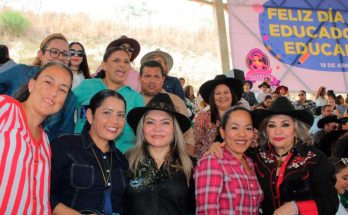 Educadoras, exhibición de charrería