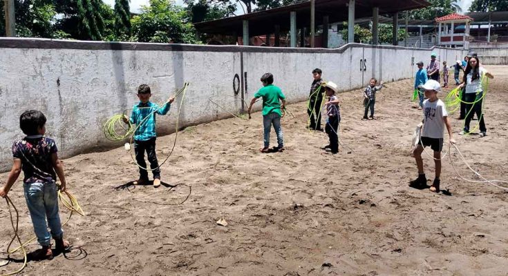 Tapachula, niños entrenamiento, charrería